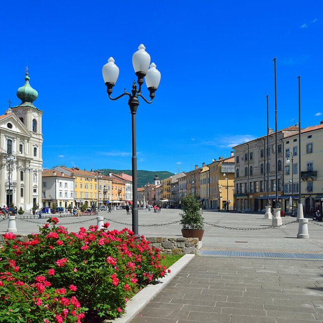 Italy, Friuli-Venezia Giulia, Gorizia district, Gorizia, The Piazza della Vittoria with the Sant'Ignazio church